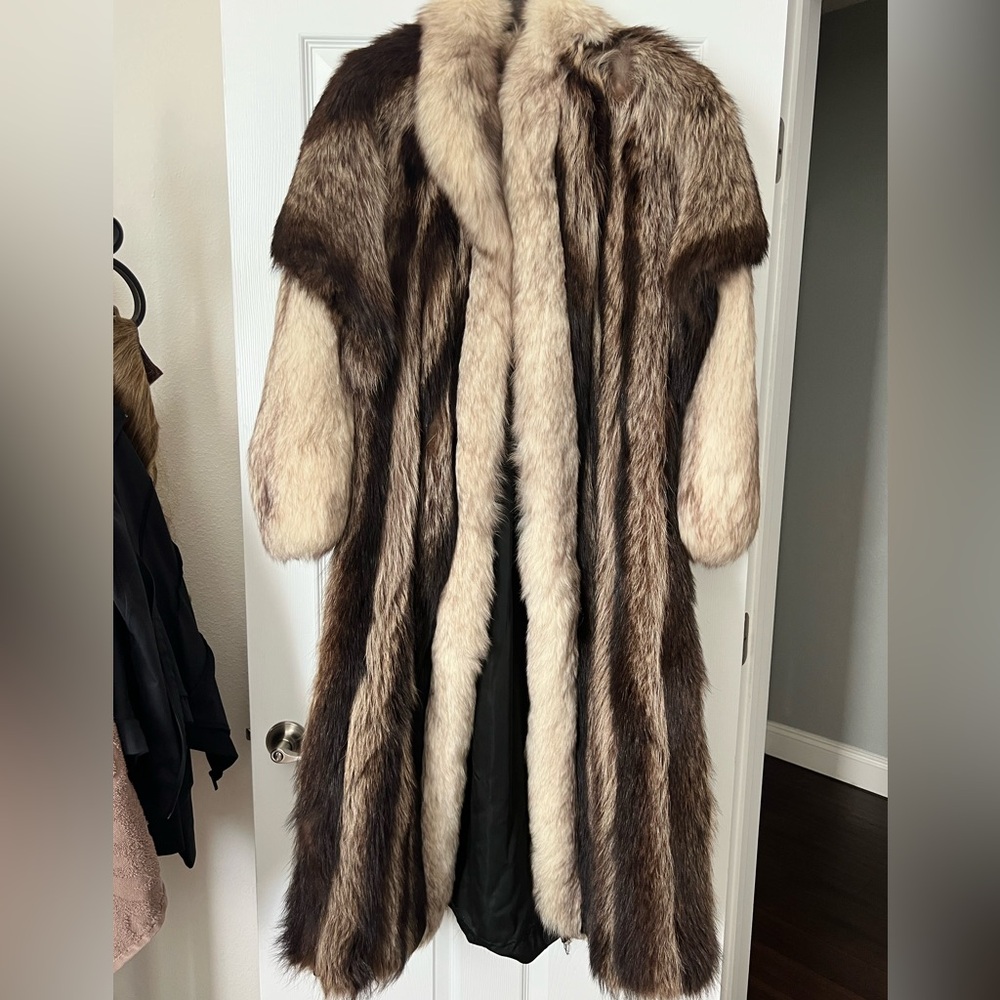 Vintage Luxurious Fur Coat